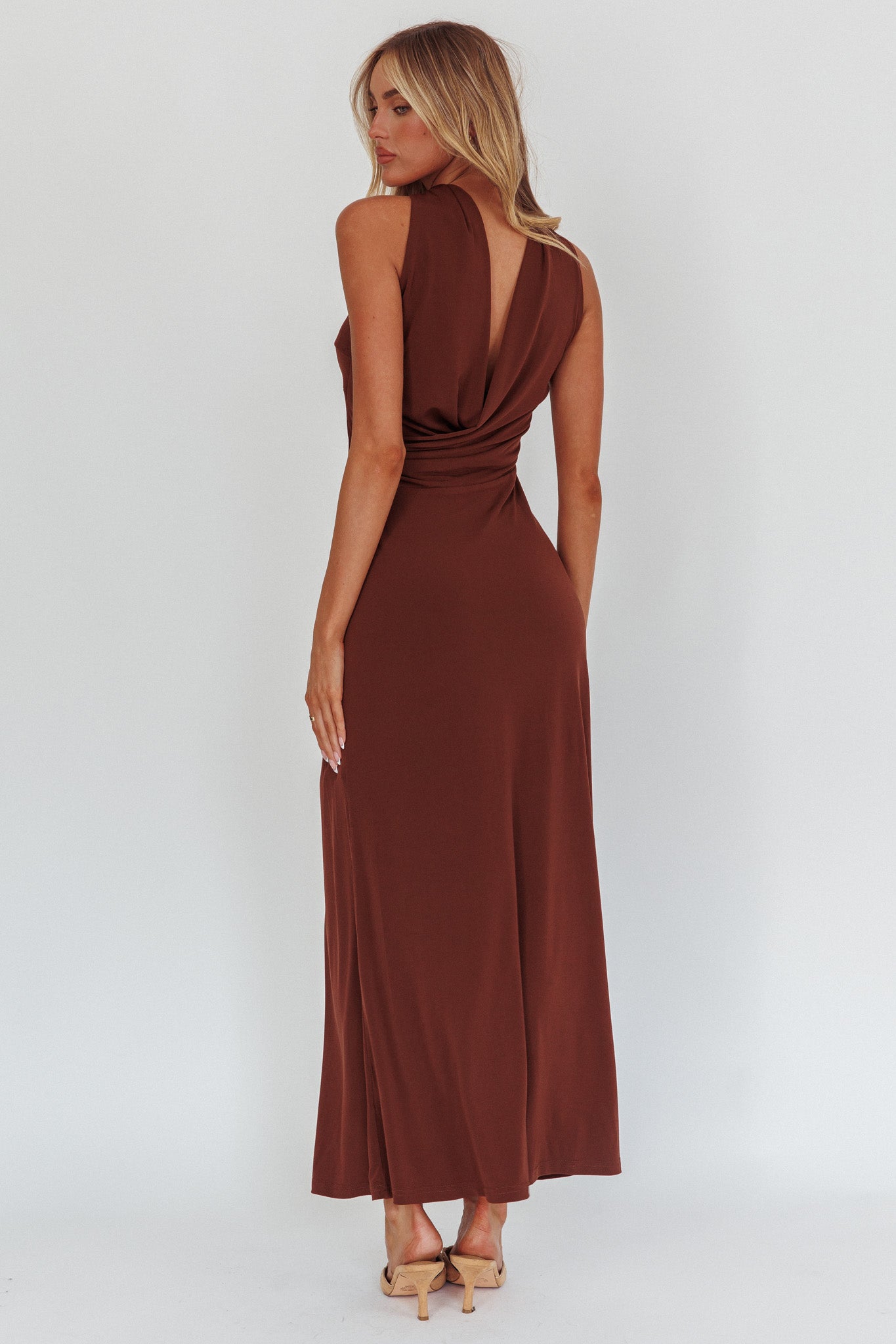 Damsel Reverse Halter Maxi Dress Chocolate - L Damsel Reverse Halter Maxi Dress Chocolate - L