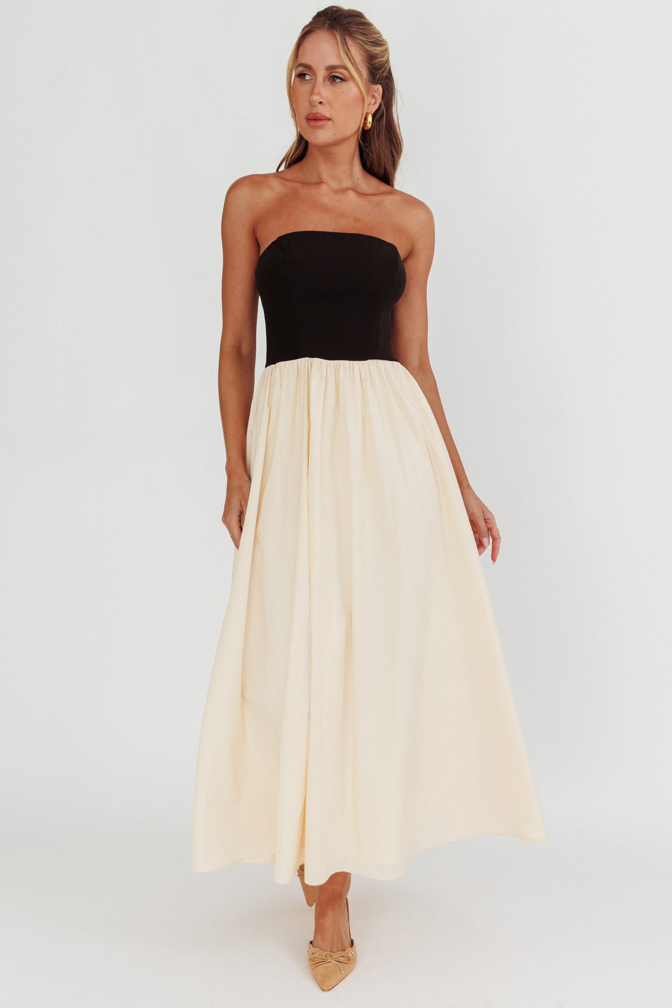Princess Strapless Contrast Maxi Dress Black/Beige by Selfie Leslie