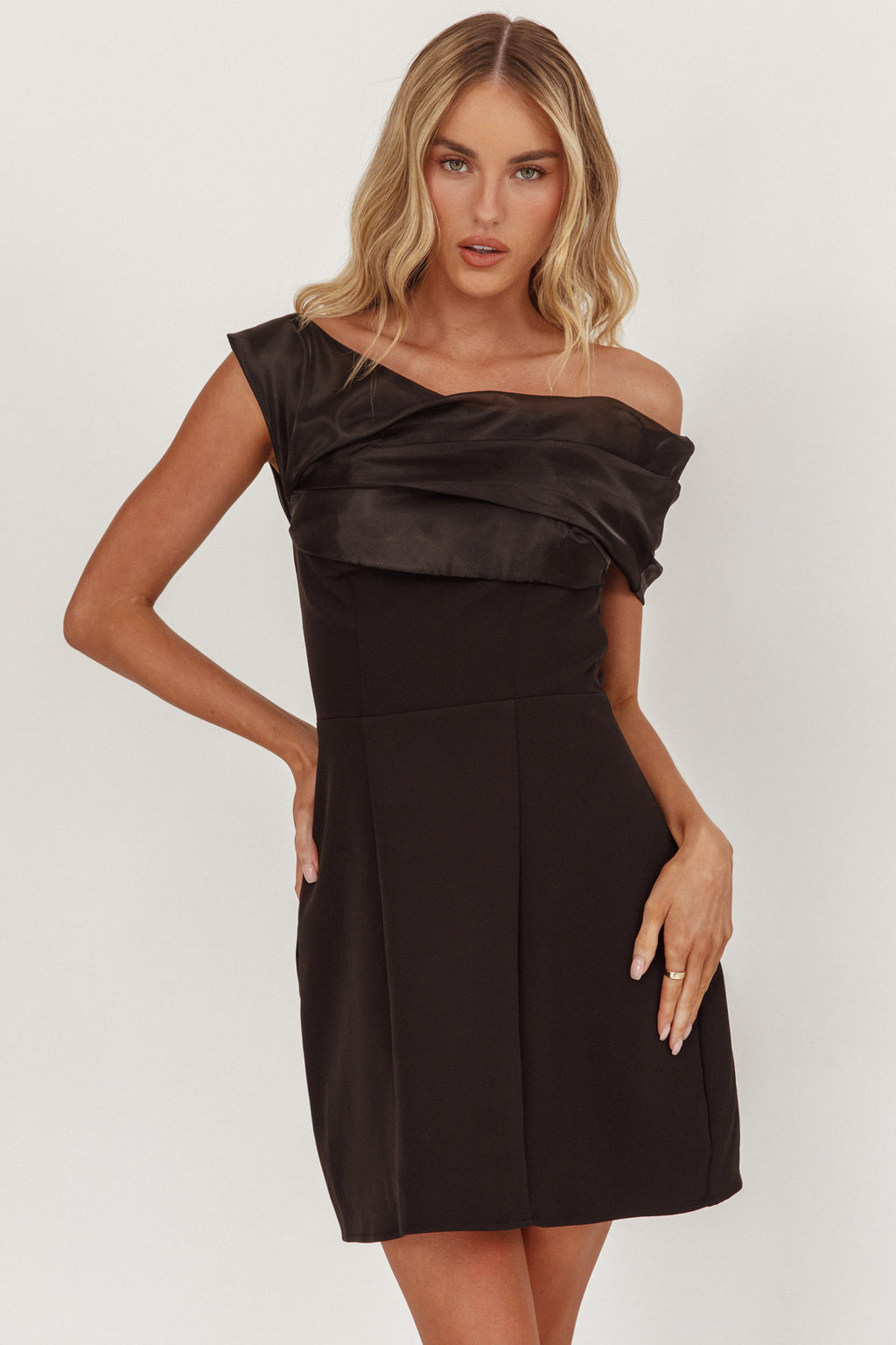 Vienna Nights Off-Shoulder A-Line Mini Dress Black Vienna Nights Off-Shoulder A-Line Mini Dress Black