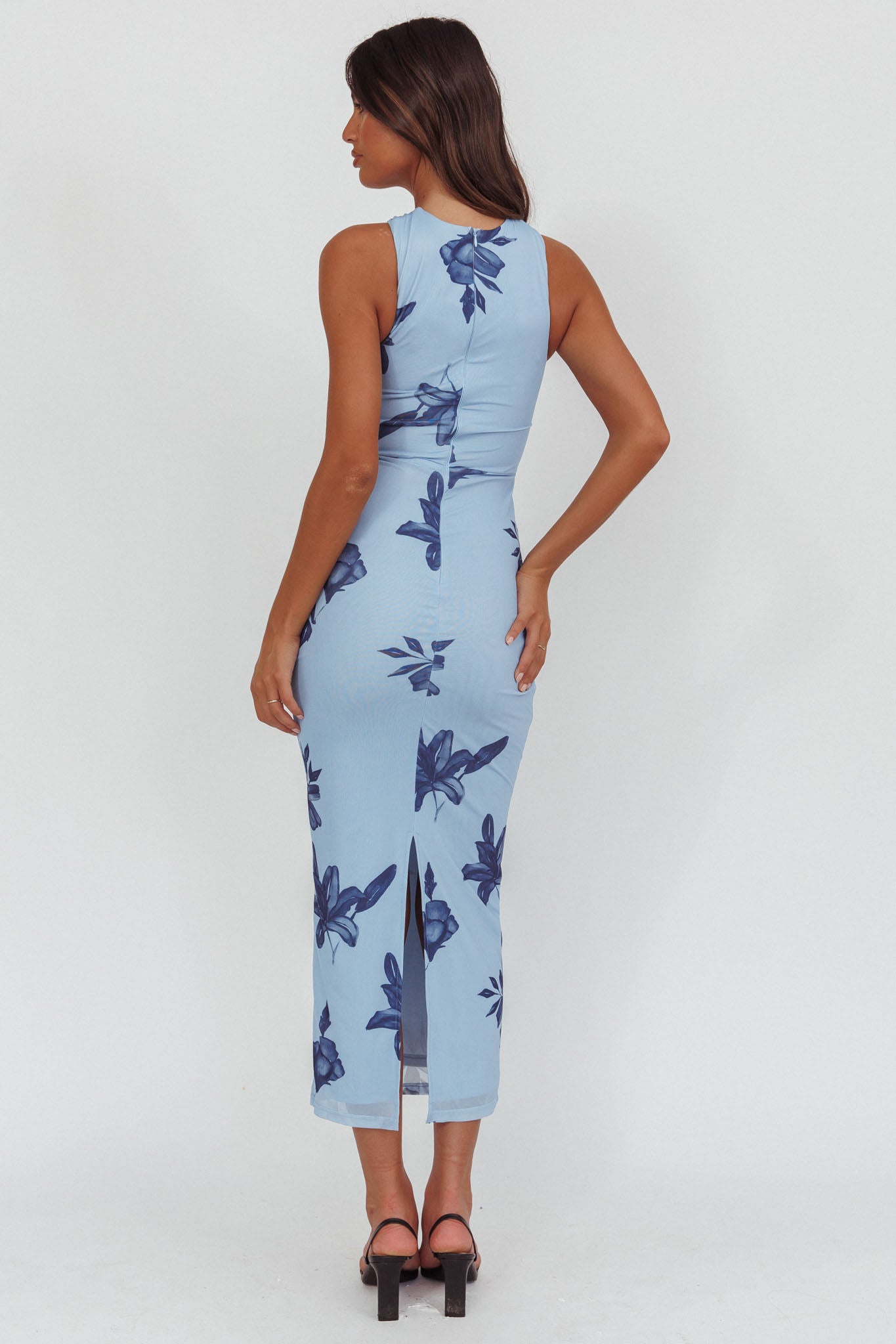 Maretha Gold Link Neckline Maxi Dress Lily Blue - L Maretha Gold Link Neckline Maxi Dress Lily Blue - L