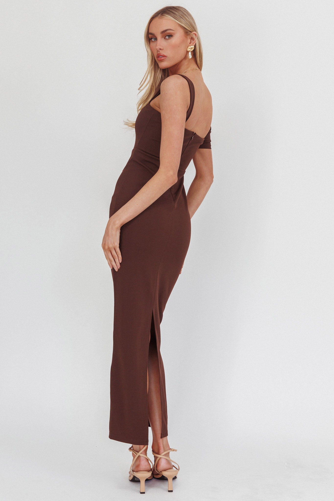 Saffra Asymmetric Shoulder Maxi Dress Chocolate by Selfie Leslie