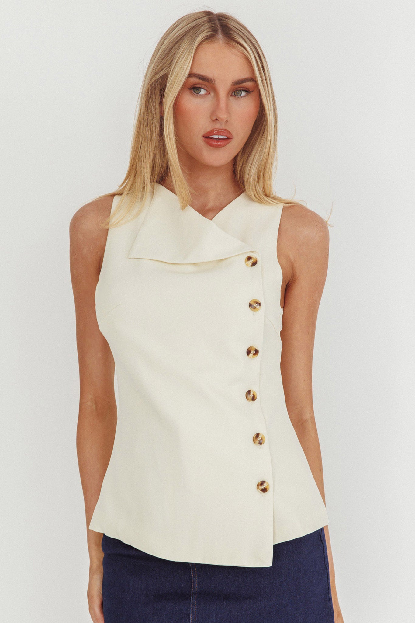 Monnika Sleeveless Side Button Top Oyster by Selfie Leslie