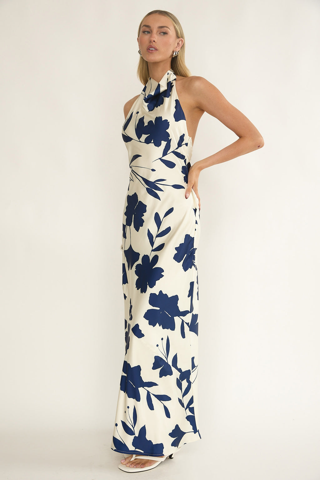 Elowis Cowl Halterneck Maxi Dress Floral Beige by Selfie Leslie