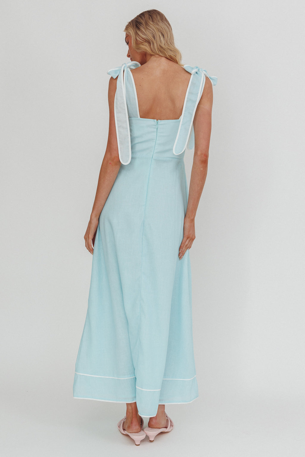 Averin Tied Shoulder Maxi Dress Flower Mint by Selfie Leslie