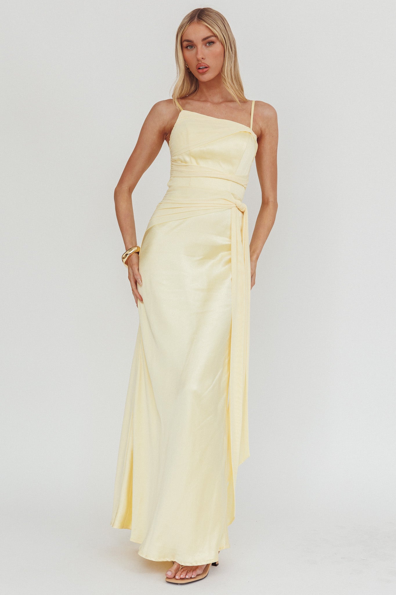long dress with knot Wysandra Detail Maxi Butter slee Product Details NPU-Dorie-202603 Color:ANNE BLACK MULTI Free People Oversized Knit