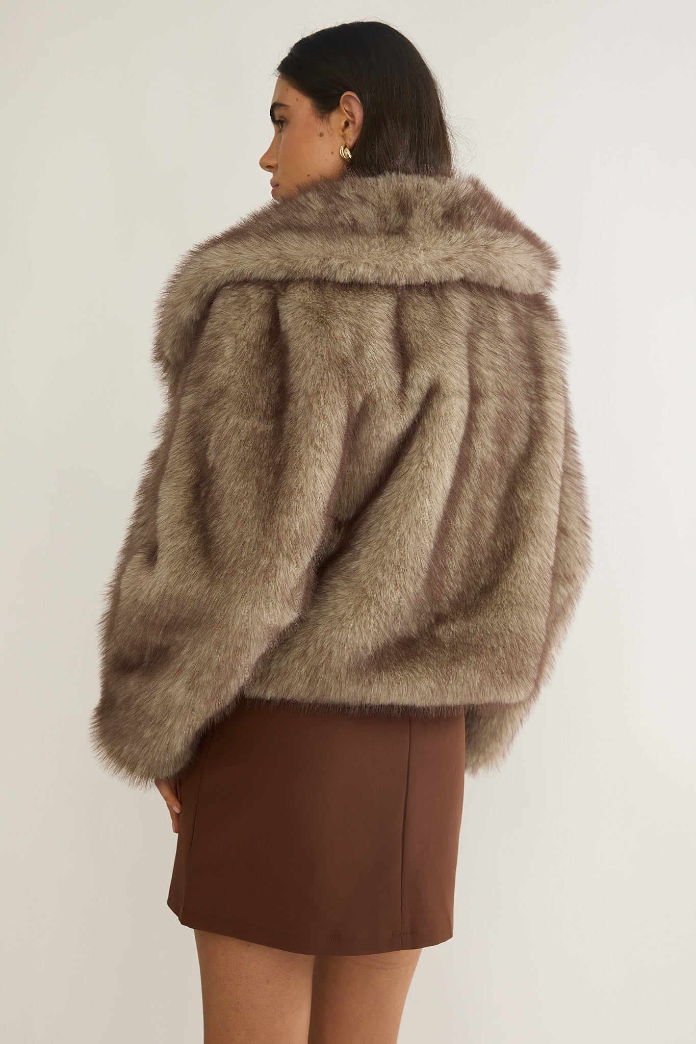 Marella Oversized Lapel Faux Fur Jacket Taupe– Selfie Leslie