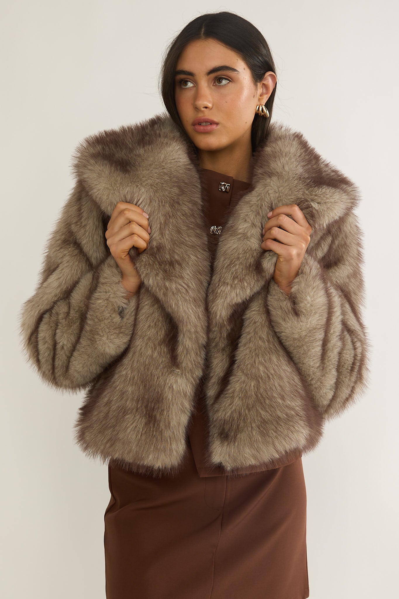 Marella Oversized Lapel Faux Fur Jacket Taupe– Selfie Leslie
