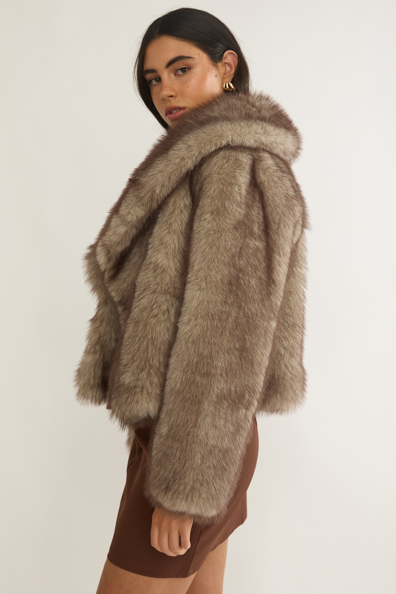 Marella Oversized Lapel Faux Fur Jacket Taupe– Selfie Leslie