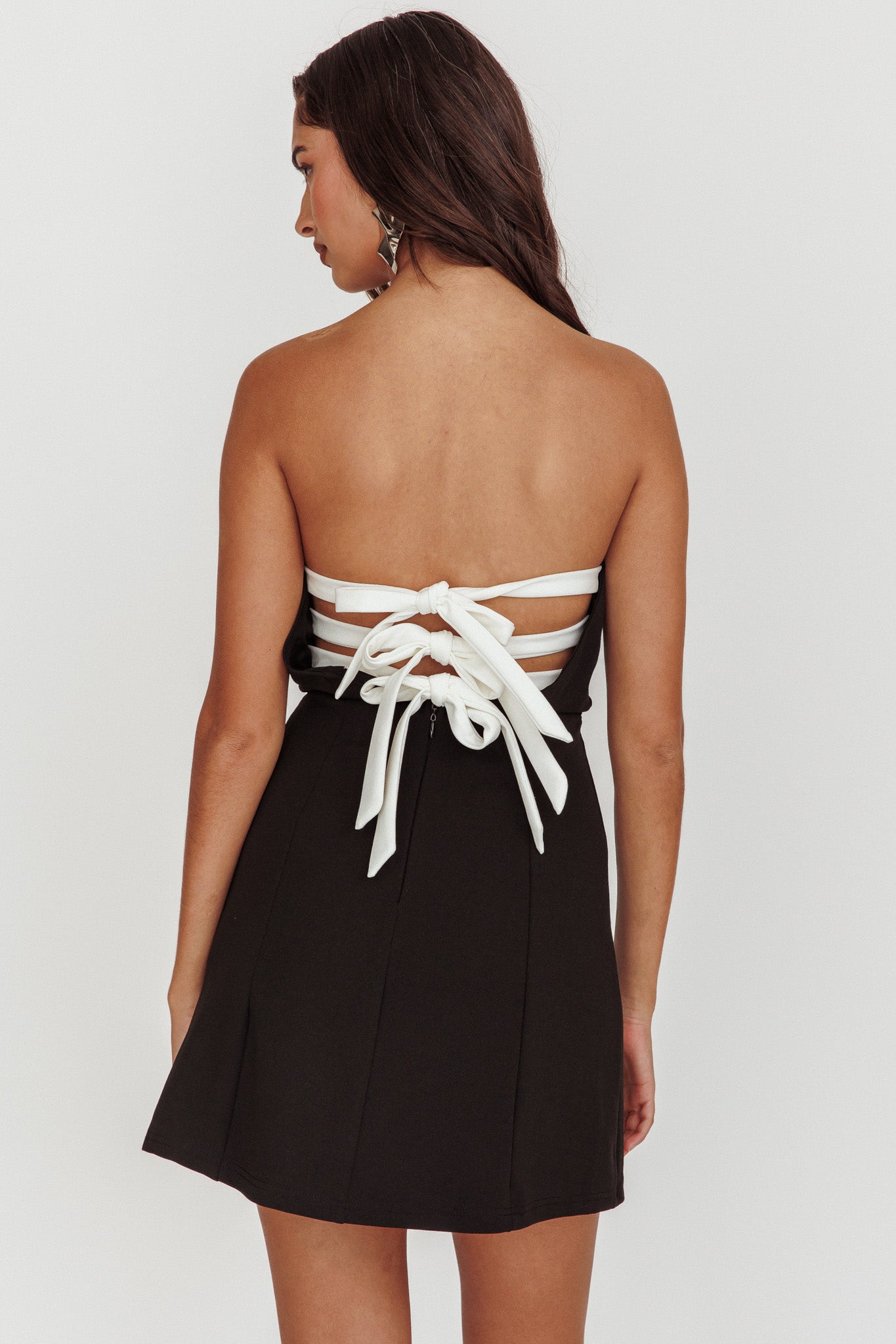 Ginger Strapless Sweetheart Mini Dress Black by Selfie Leslie