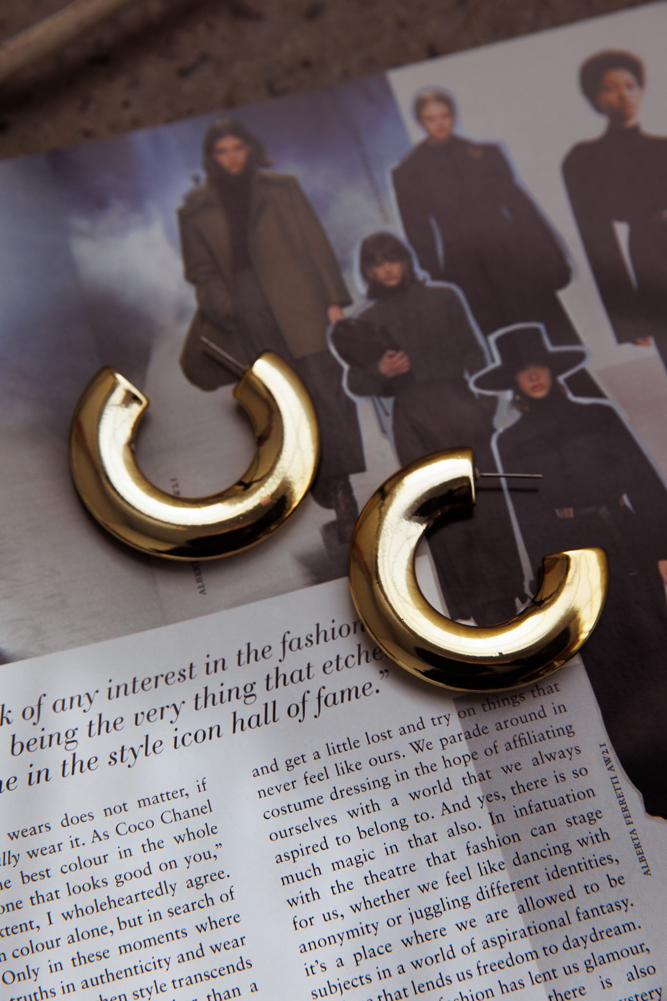 Hailie Chunky Hoops Gold by Selfie Leslie