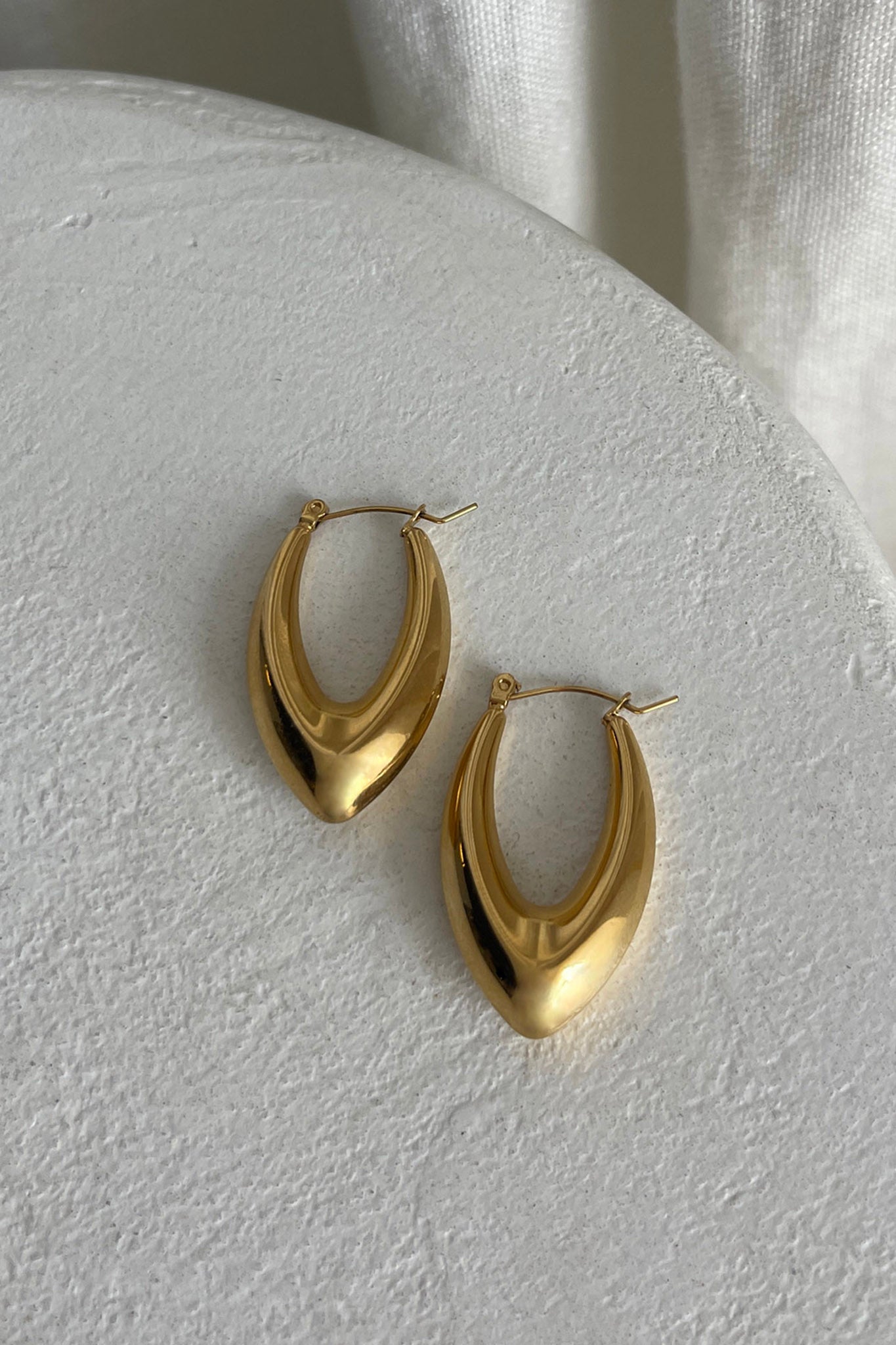 Sun Drop Oval Huggie Earrings Gold by Selfie Leslie