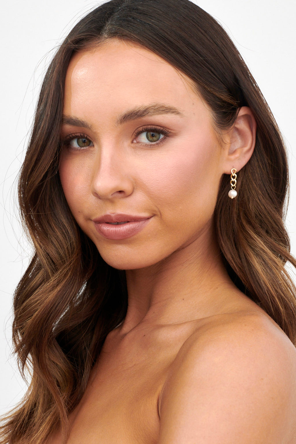 Mabel Pearl Drop Chain Earrings Gold by Selfie Leslie