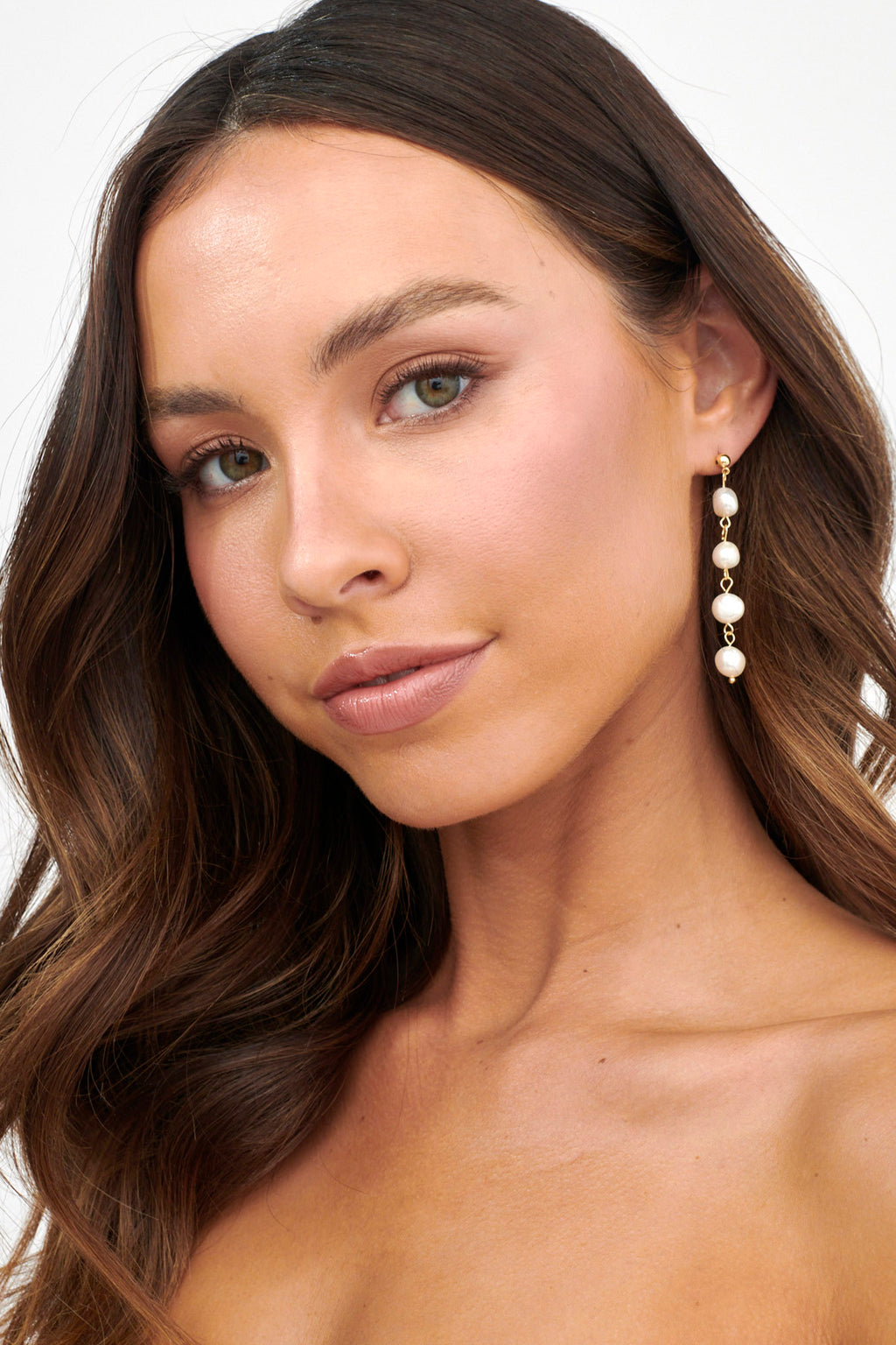 Maude Pearl Drop Chain Earrings Gold by Selfie Leslie