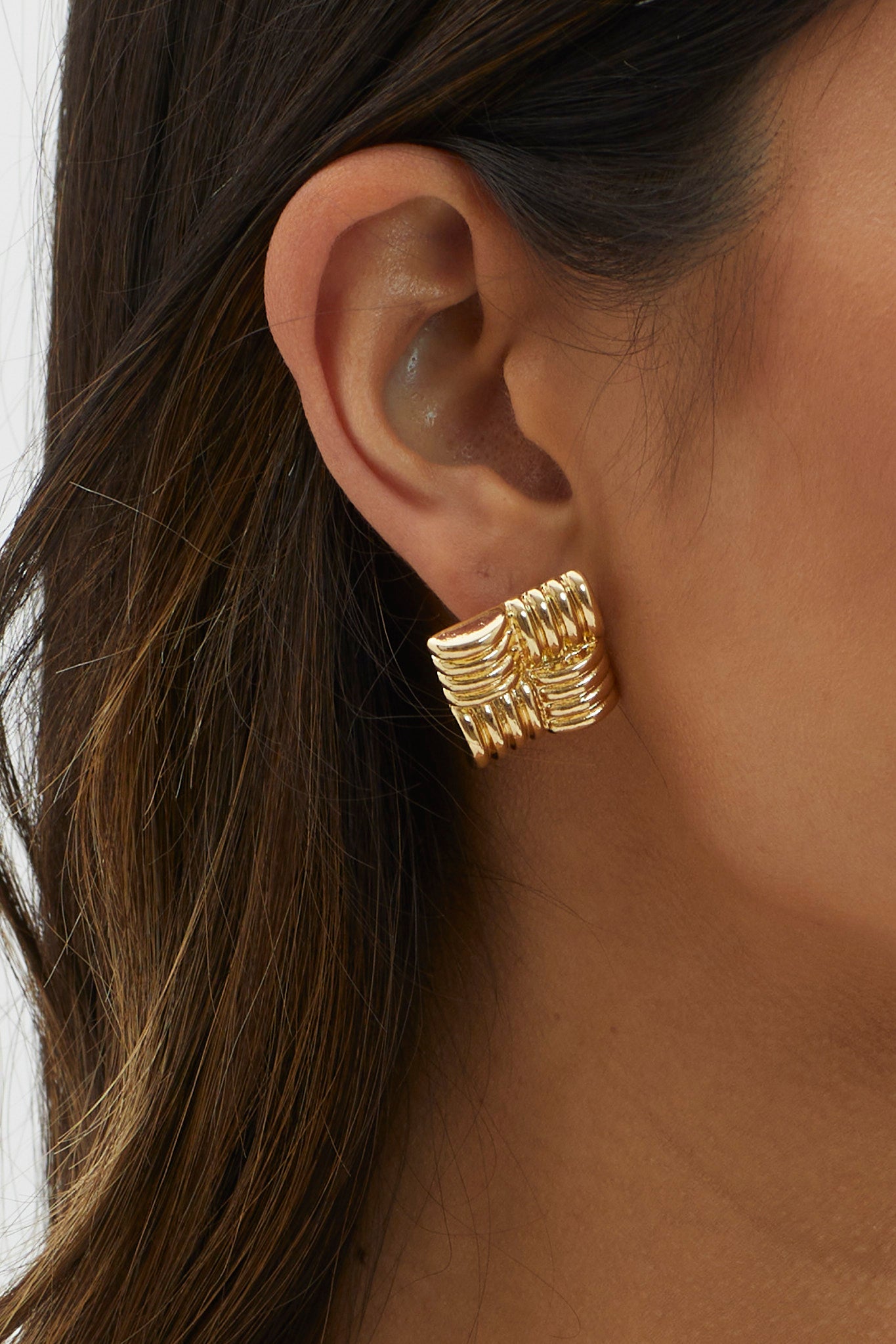 Manhattan Square Ribbed Earrings Gold by Selfie Leslie