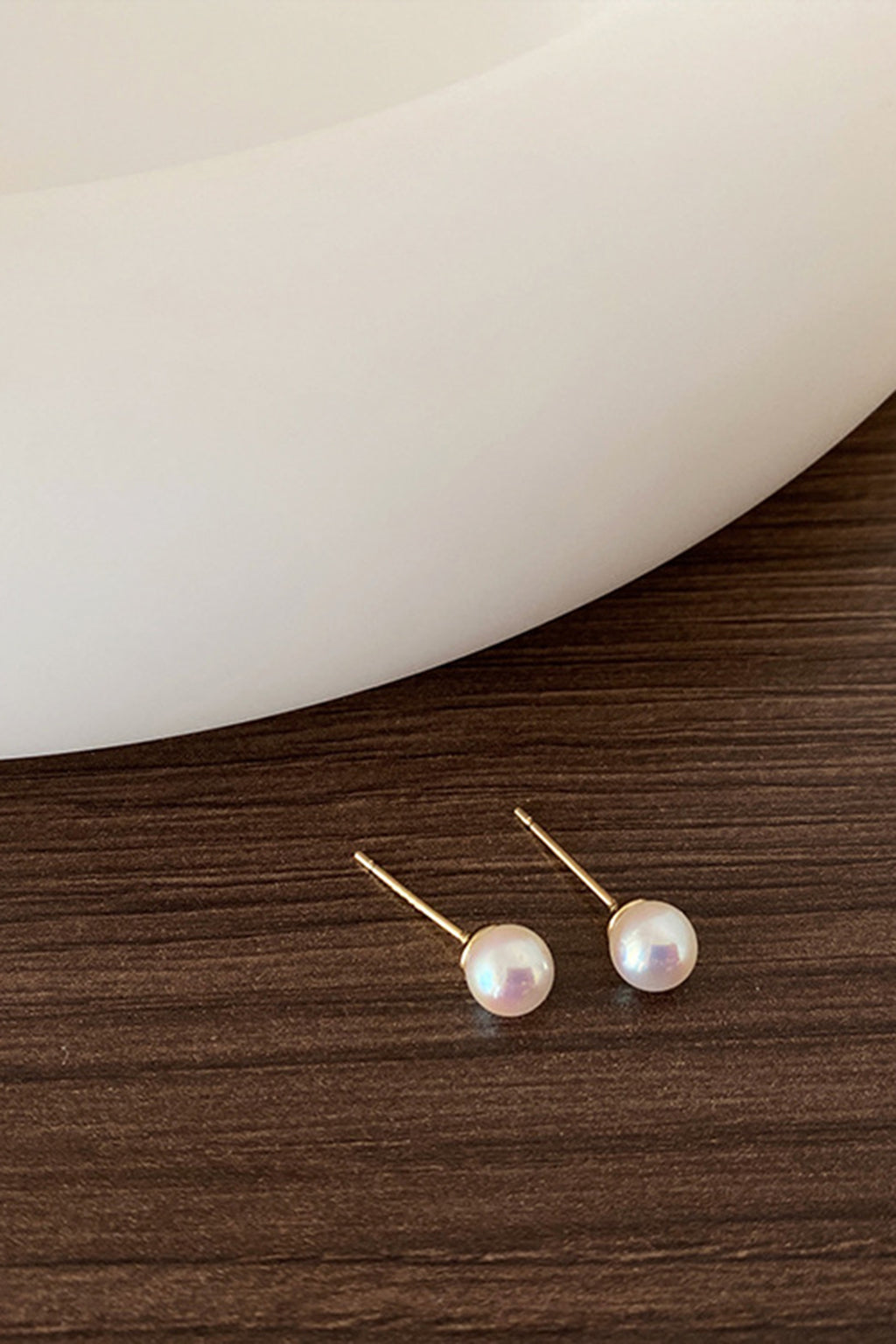 Tahyna Pearl Stud Earrings by Selfie Leslie