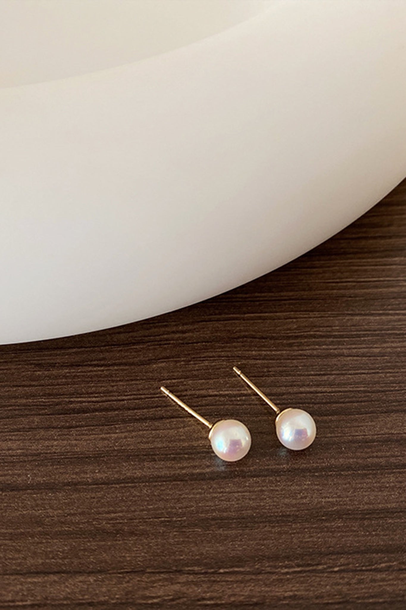 Tahyna Pearl Stud Earrings by Selfie Leslie