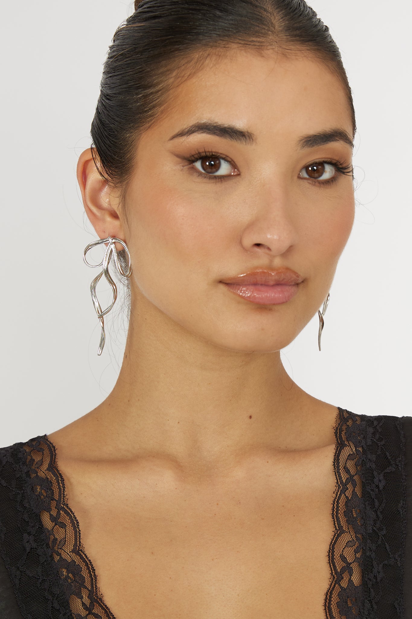 Salut Bow Earrings Silver by Selfie Leslie