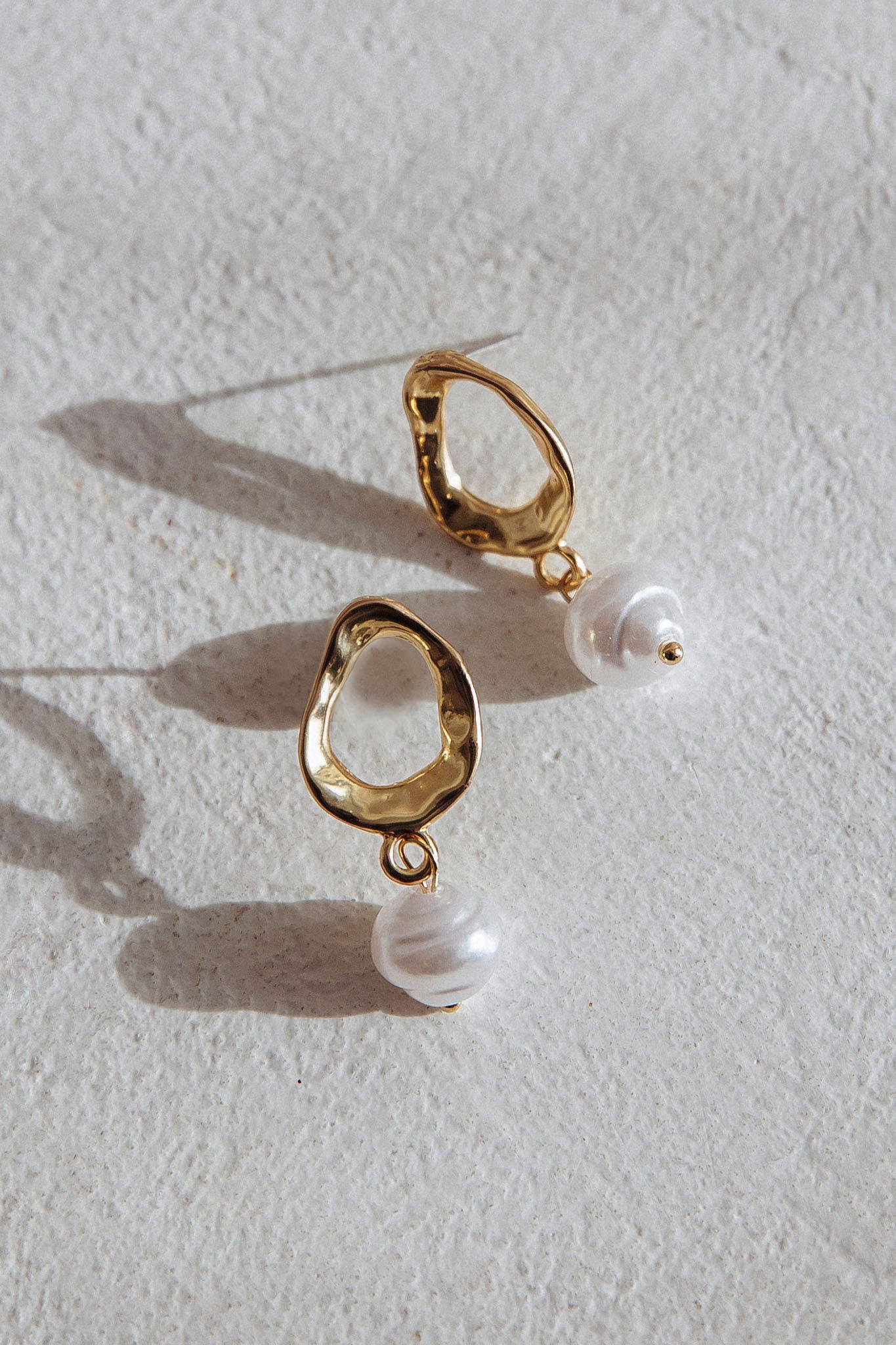 Honey Drop Pearl Earrings Gold by Selfie Leslie