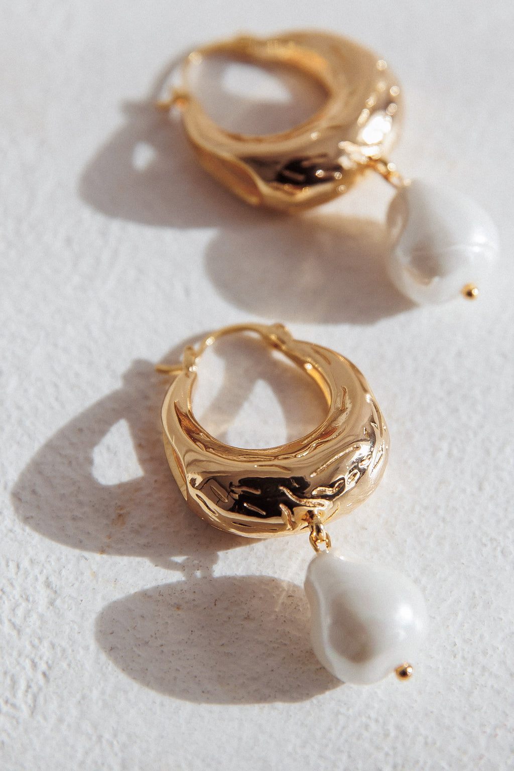 Serotonin Drop Pearl Earrings Gold by Selfie Leslie