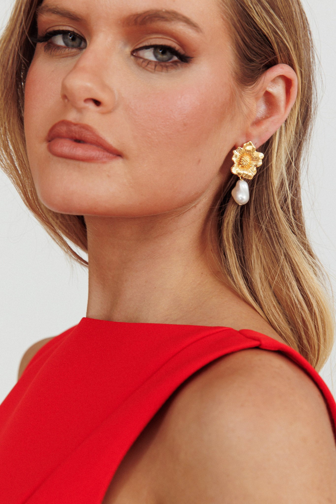 Camryn Drop Pearl Earrings Gold by Selfie Leslie