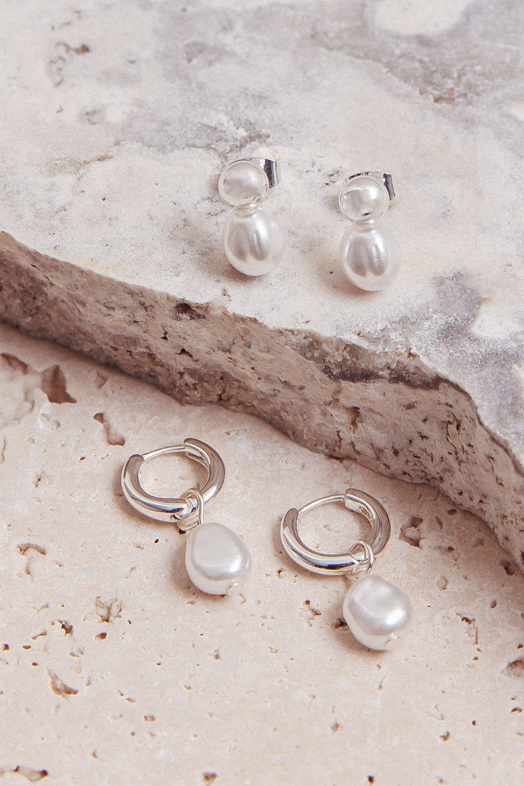 Isadore Hoop And Stud Earrings Set Light Silver/Pearl by Selfie Leslie