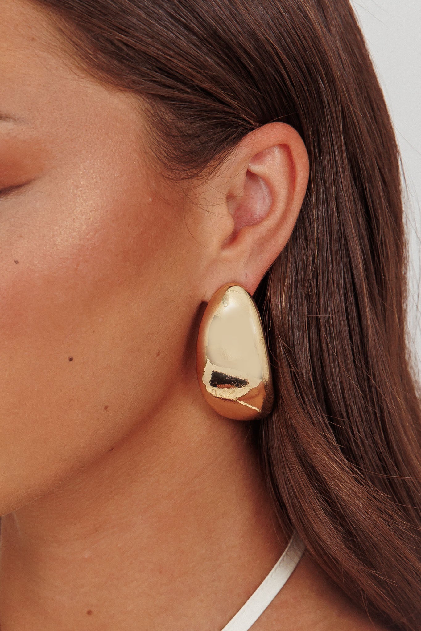 Clarita Pebble Earrings Gold by Selfie Leslie