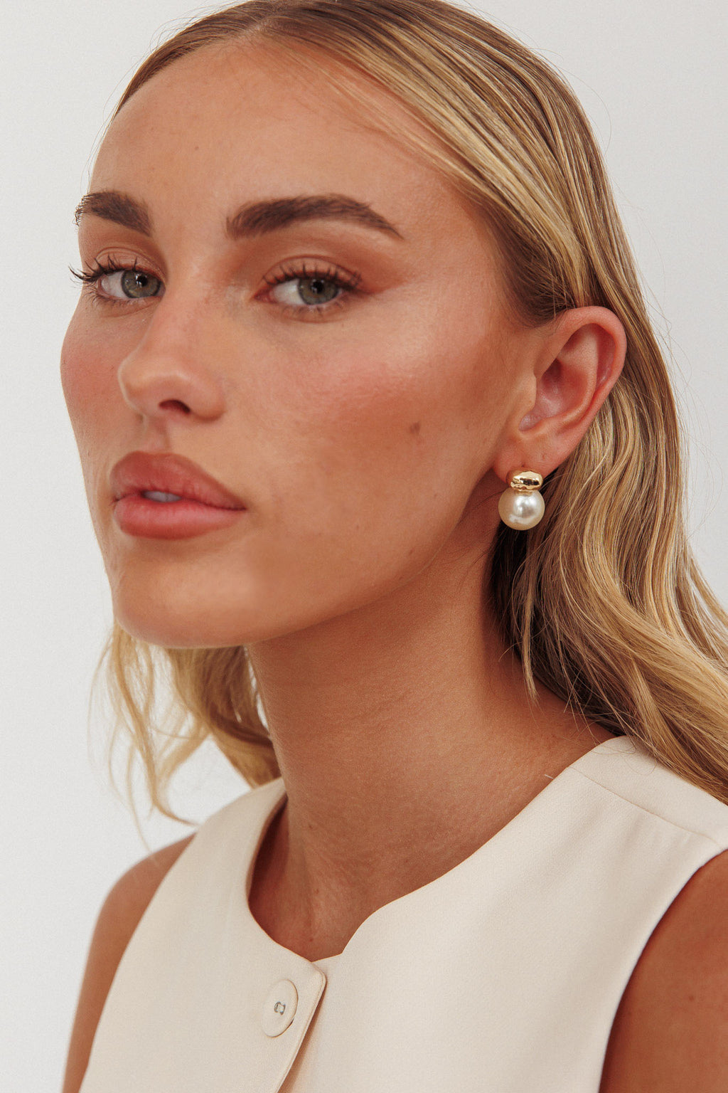 Lulu Pearl Accent Studs Gold/Pearl by Selfie Leslie