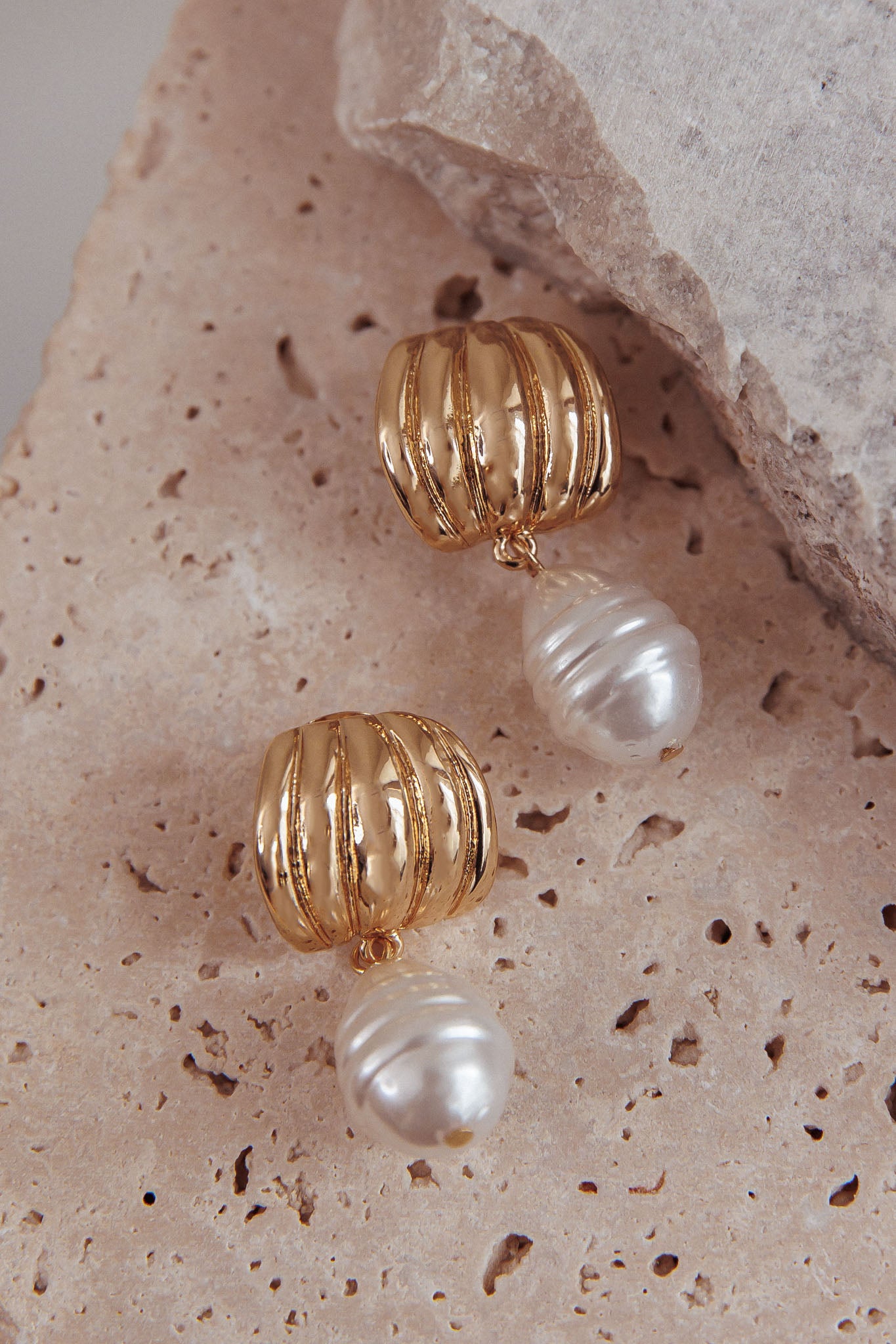 Andi Ridged Pearl Drop Stud Earrings Gold/Pearl by Selfie Leslie