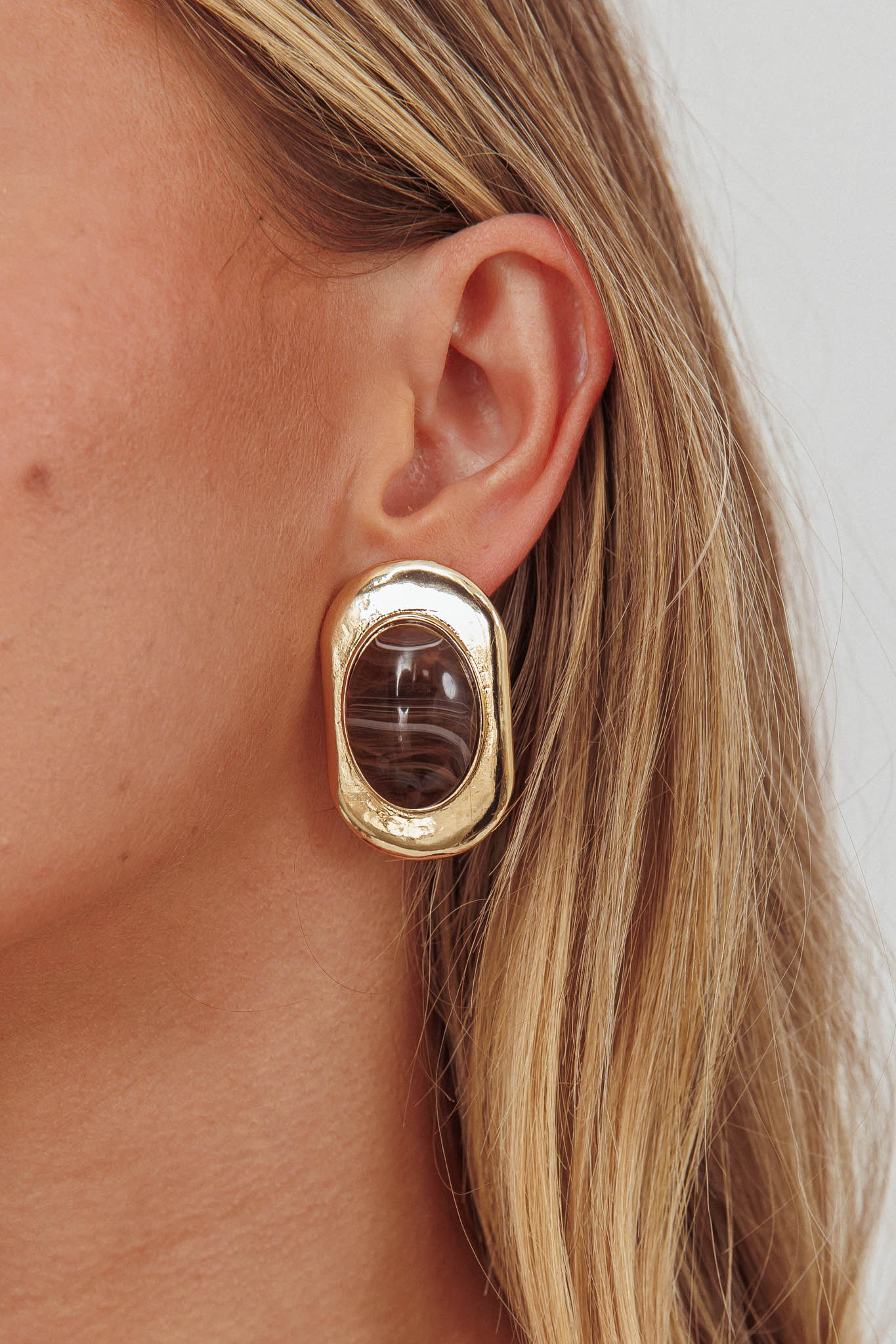 Tammy Squoval Cabochon Earrings Gold/Chocolate by Selfie Leslie