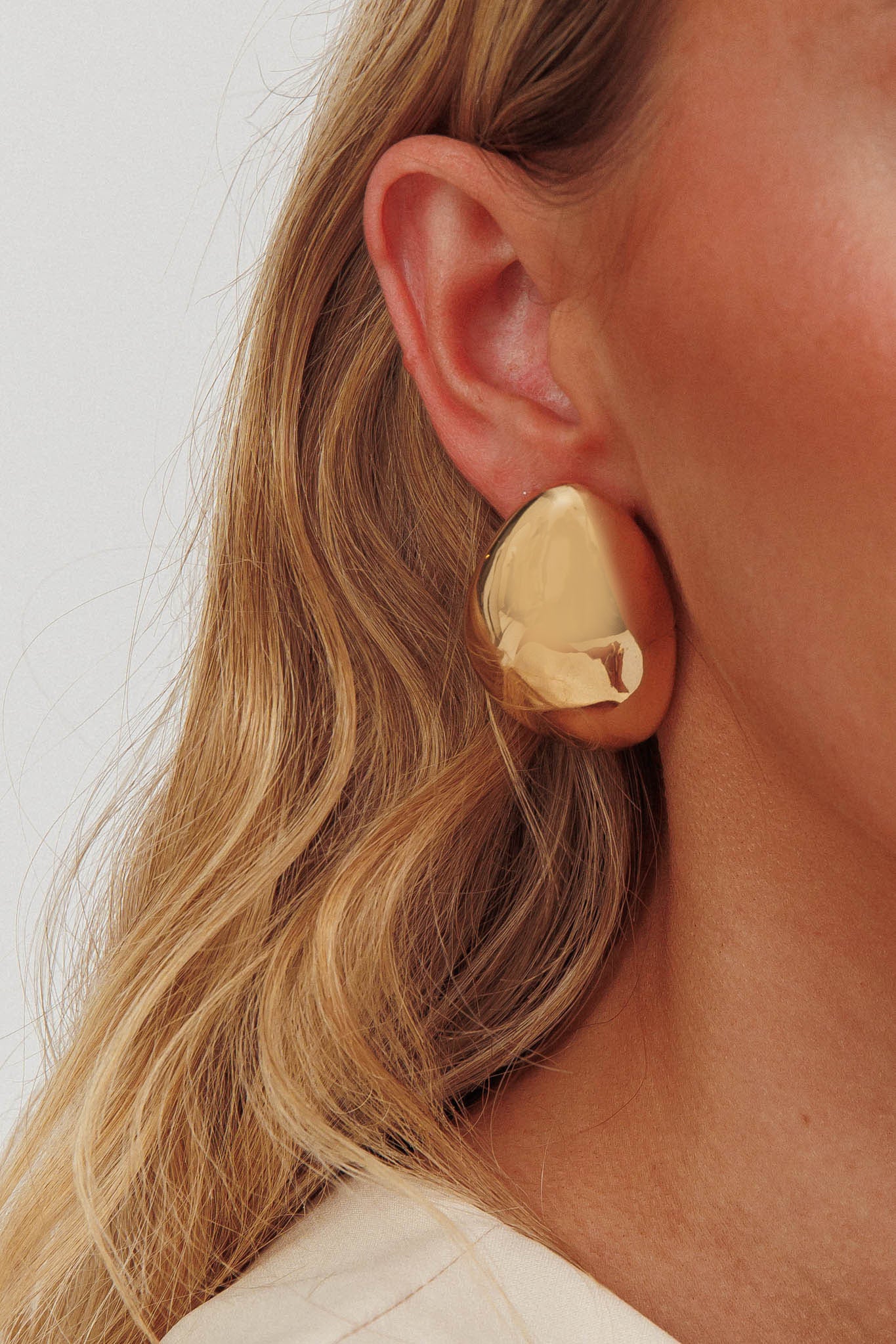 Sassie Irregular Pebble Earrings Gold by Selfie Leslie