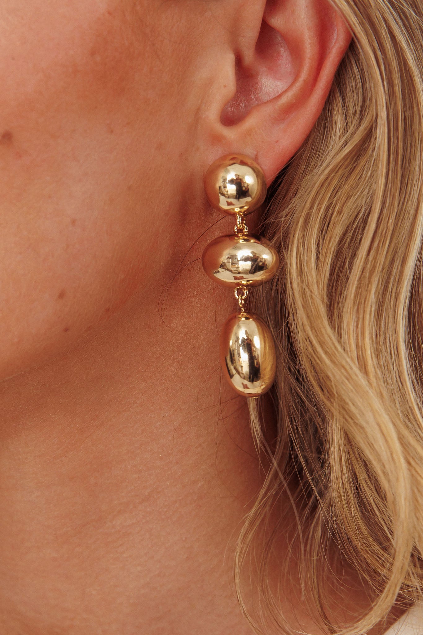 Amy Pebble Droplet Earrings Gold by Selfie Leslie