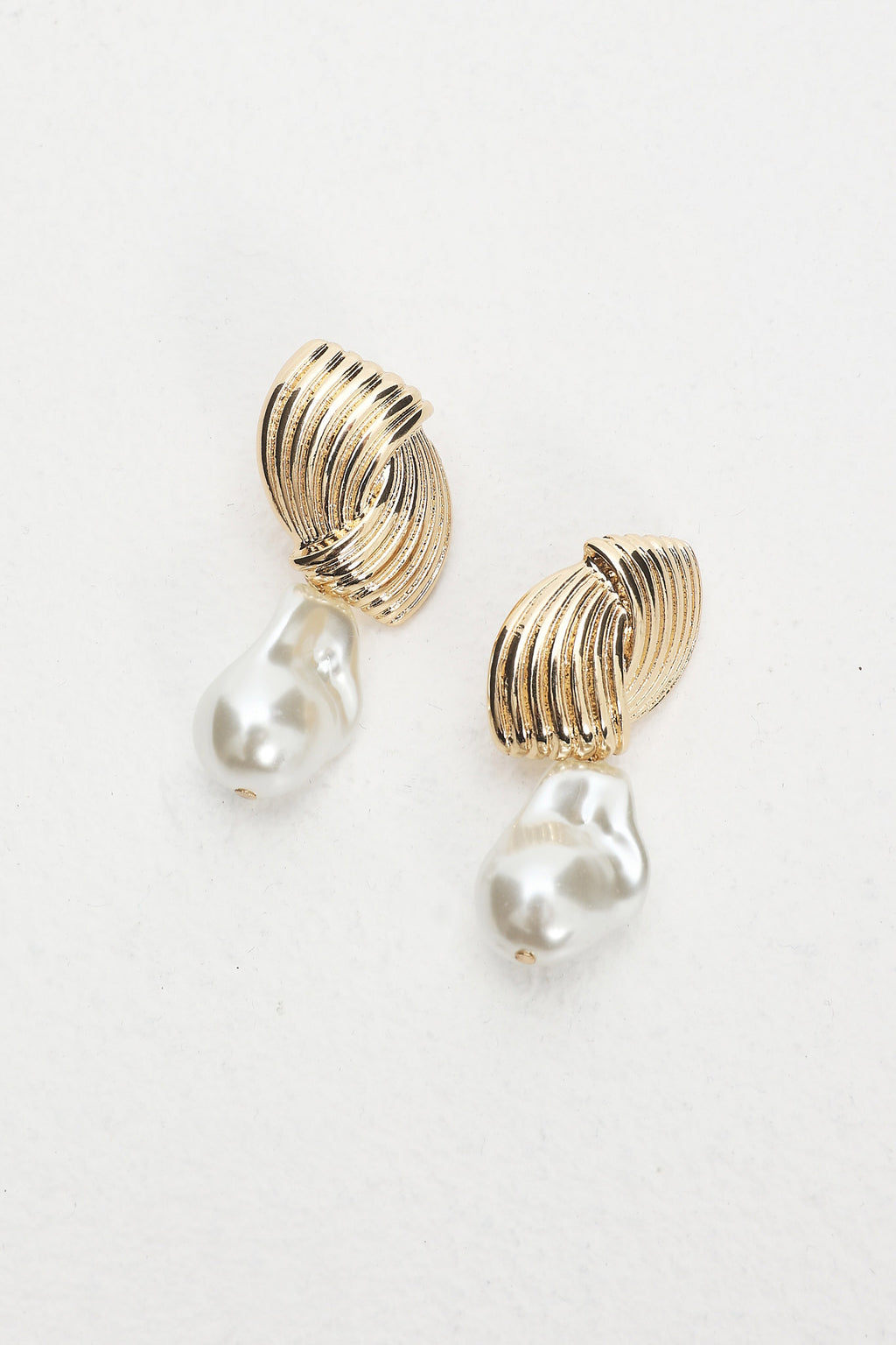 High Season Baroque Pearl Droplet Earrings Gold/Pearl by Selfie Leslie