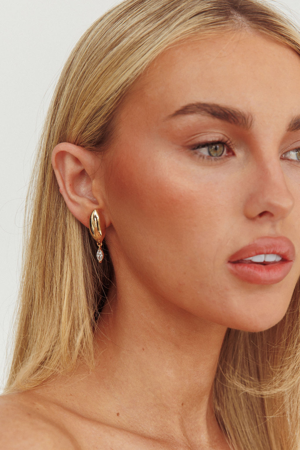 Tamieka Marquise Droplet Earrings Gold/Diamante by Selfie Leslie
