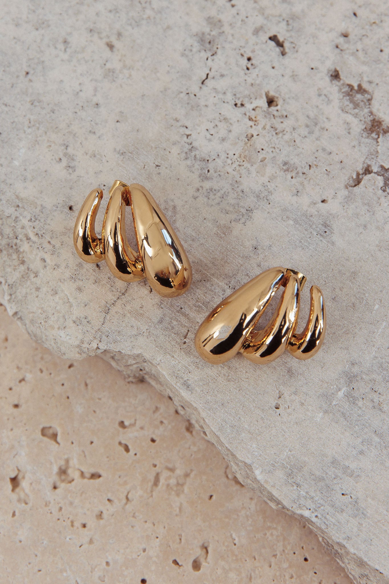 Lilly Ridged Earrings Gold by Selfie Leslie