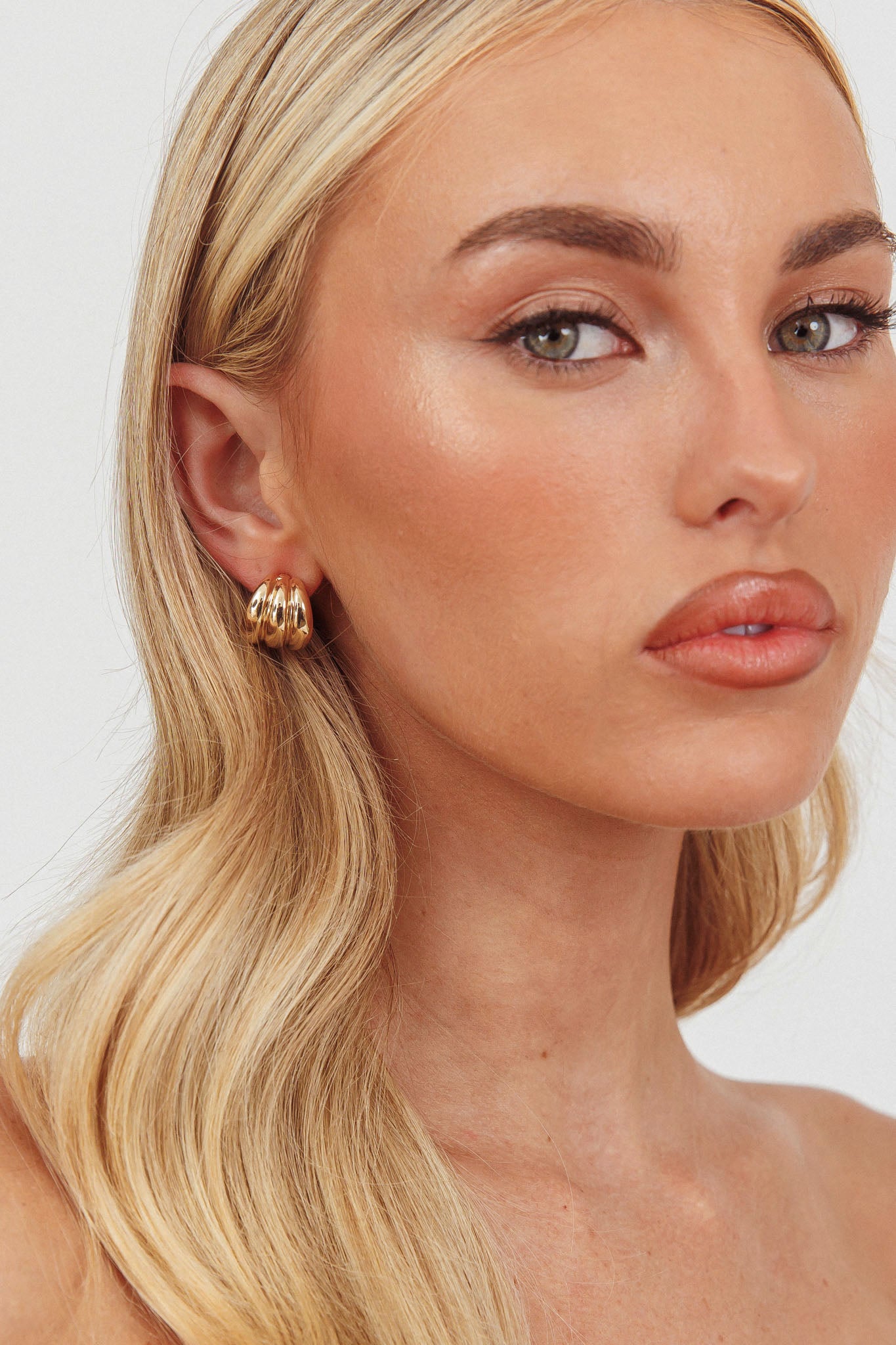 Melanie Ridged Earrings Gold by Selfie Leslie