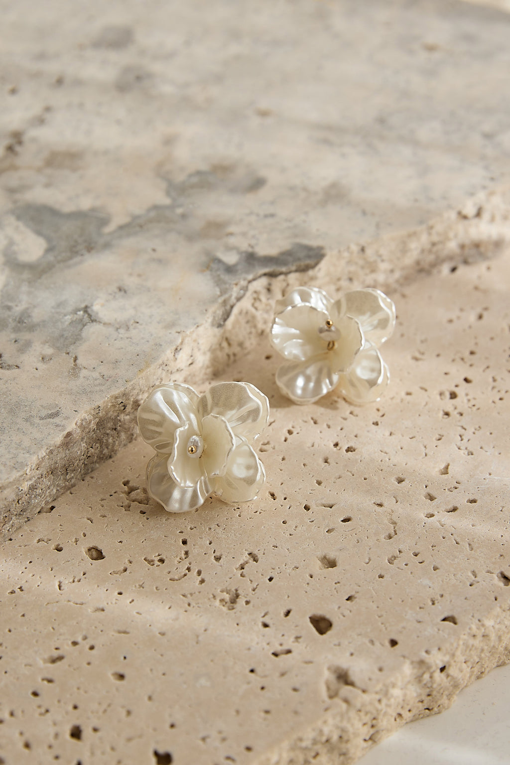 Maxine Orchid Earrings Pearl by Selfie Leslie