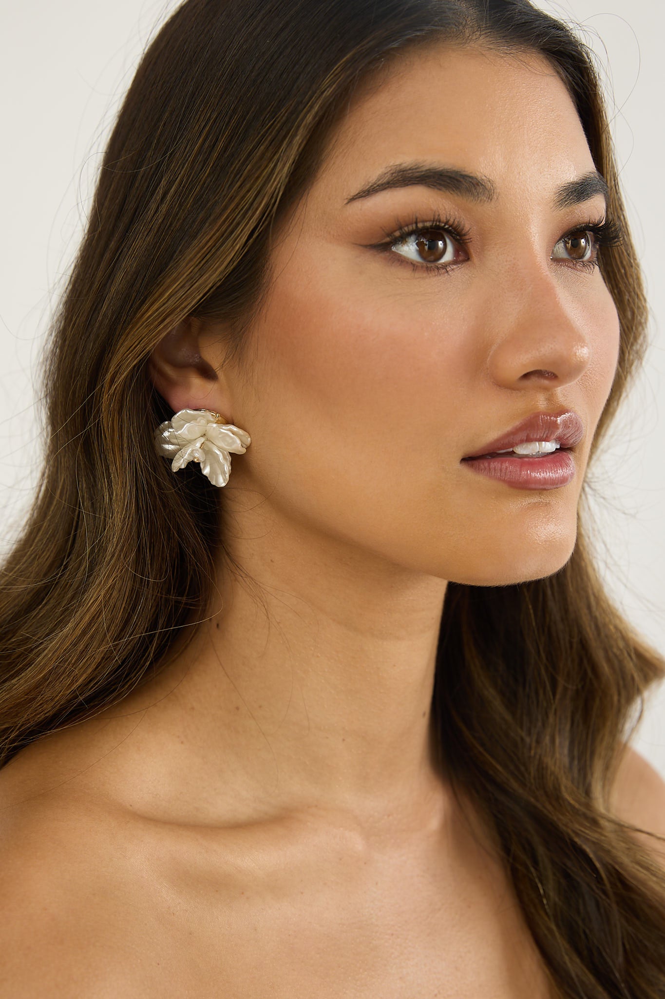 Maxine Orchid Earrings Pearl by Selfie Leslie