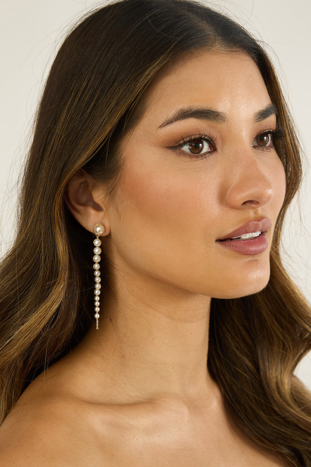Micha Strand Drop Earrings Pearl by Selfie Leslie