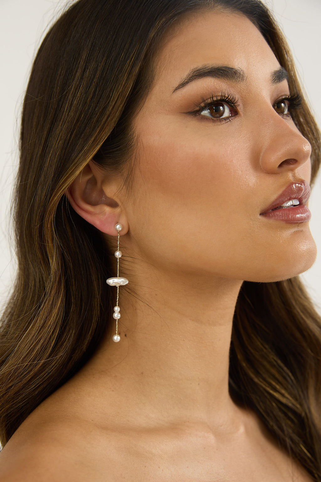 Nolani Baroque Pearl Droplet Earrings Gold/Pearl by Selfie Leslie