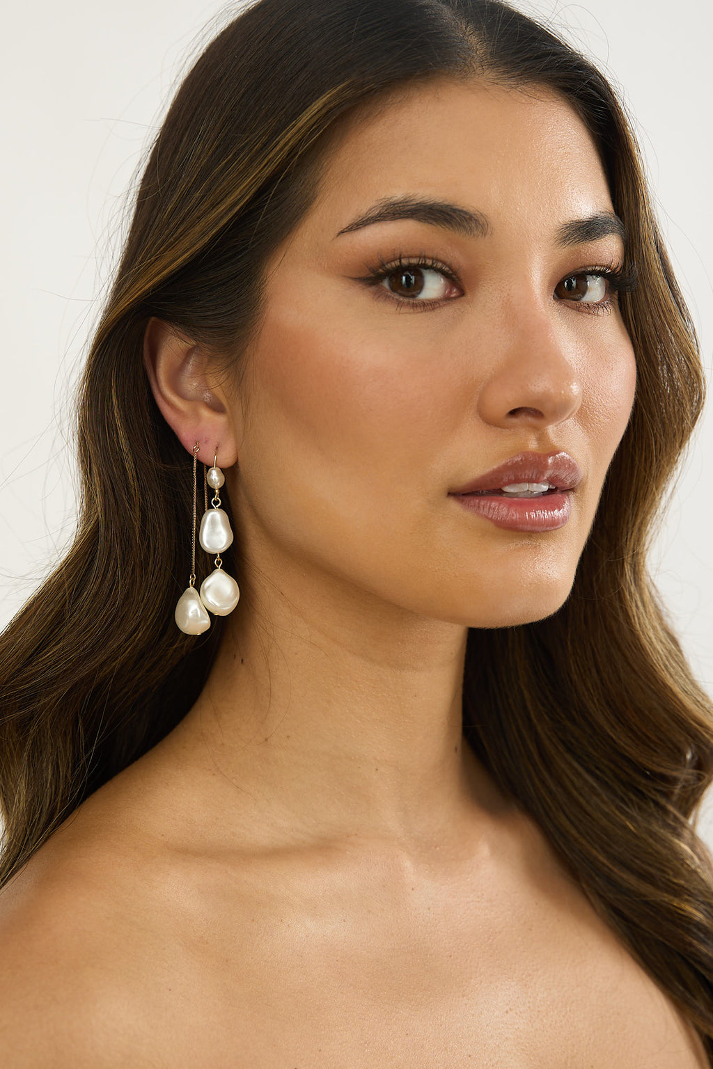Ninette Faux Pearl Droplet Earrings Gold/Pearl by Selfie Leslie