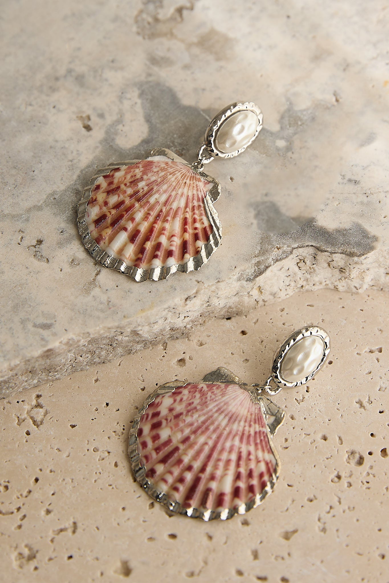 Dusti Pearl Drop Earrings Pink Shell by Selfie Leslie