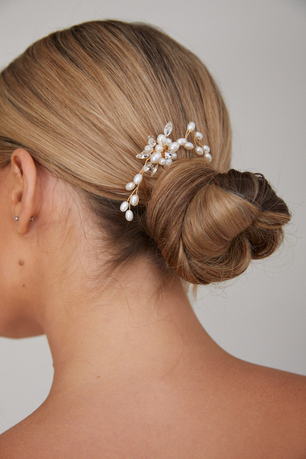 Marita Pearl Hair Pins by Selfie Leslie