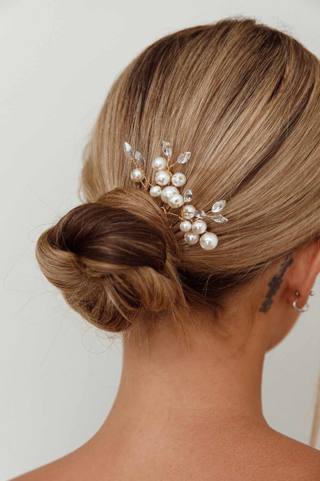 Presley Pearl Hair Pins Gold by Selfie Leslie