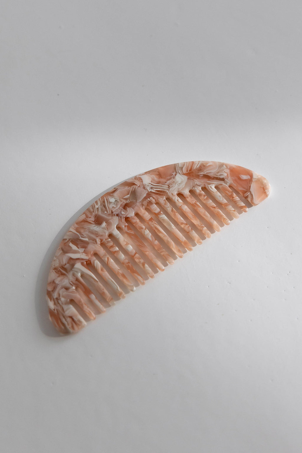 Willow Polished Comb Pink by Selfie Leslie