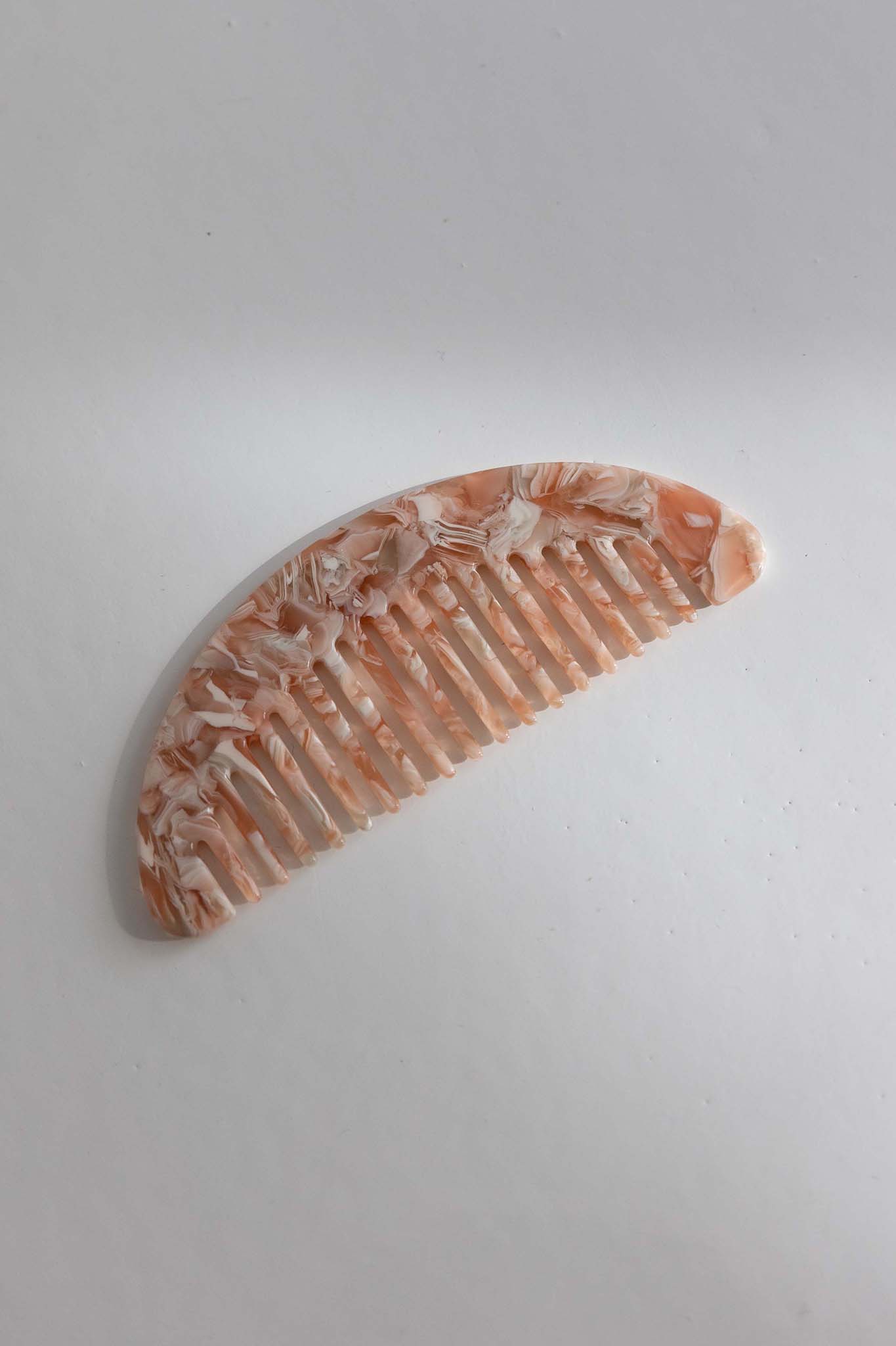Willow Polished Comb Pink by Selfie Leslie