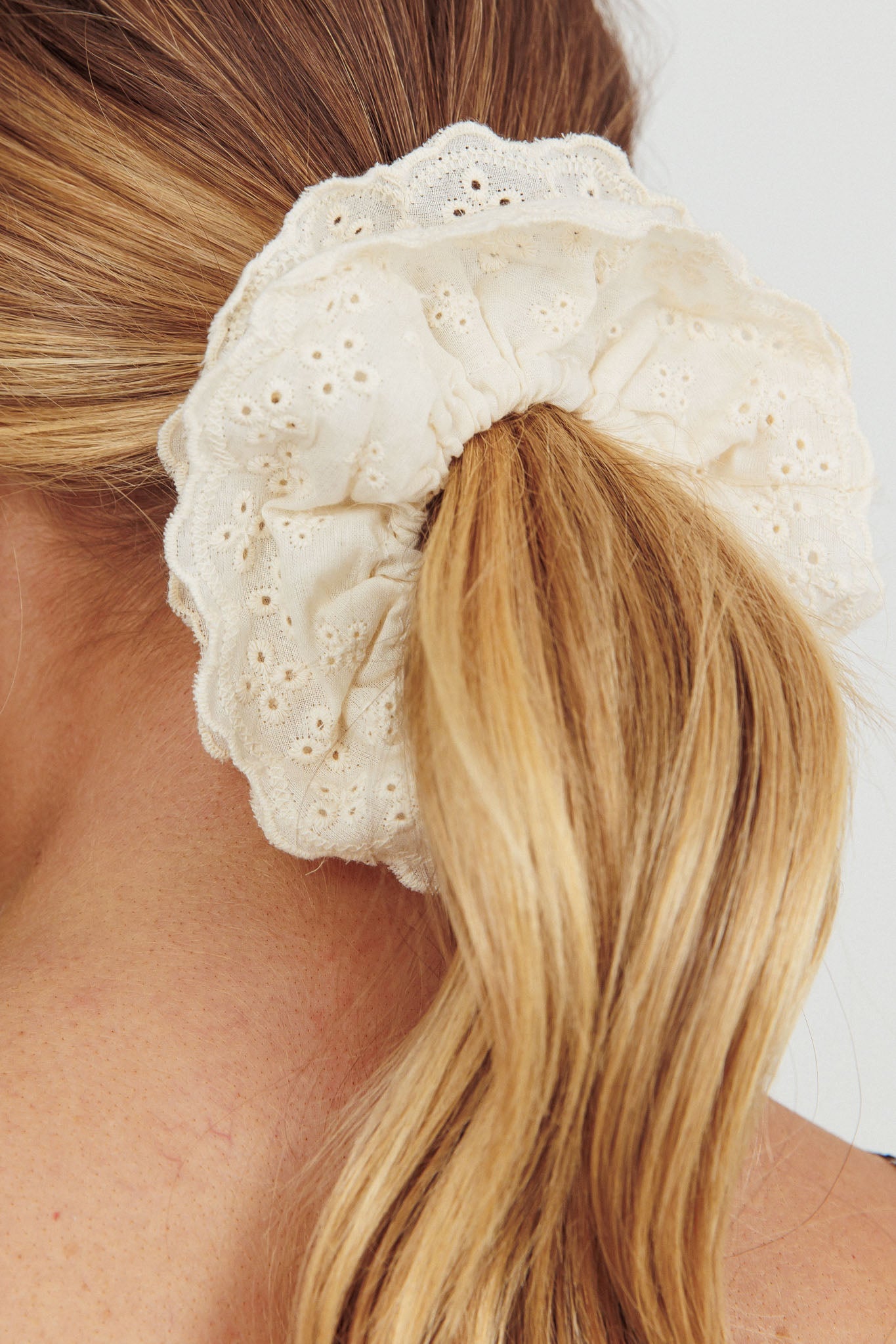 Emily Lace Scrunchie White by Selfie Leslie