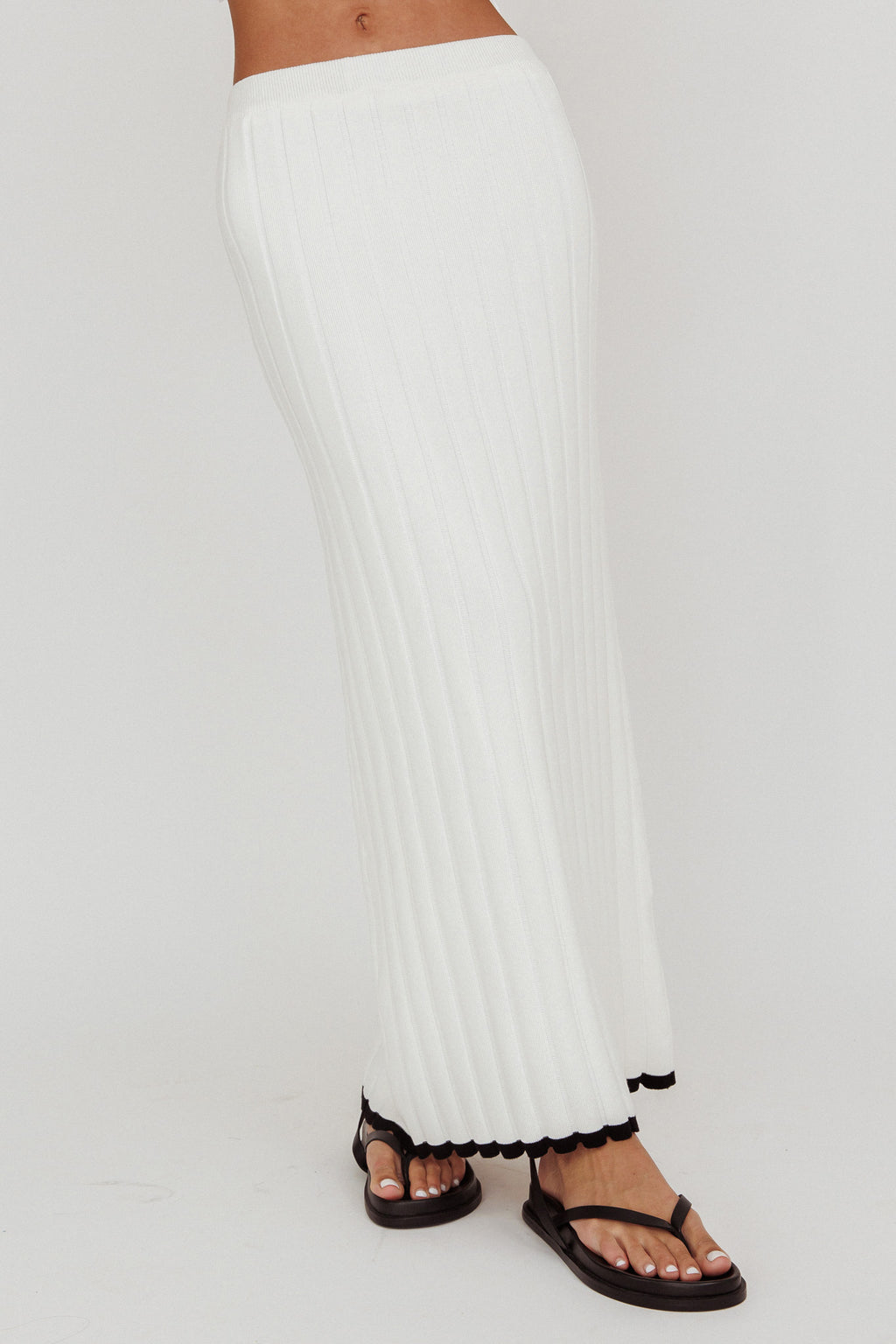 Liloh Contrast Trim Ribbed Maxi Skirt White by Selfie Leslie