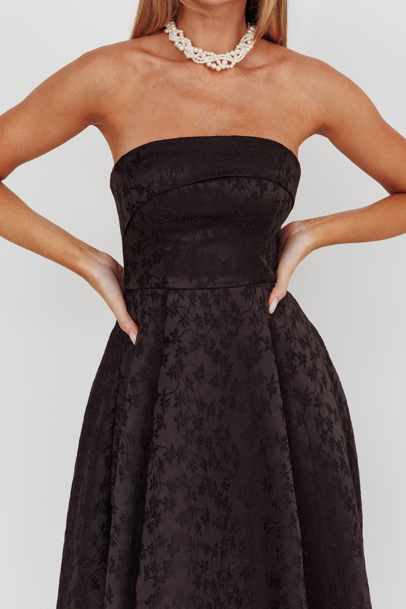 Worship Strapless A-Line Midi Dress Black - M Worship Strapless A-Line Midi Dress Black - M