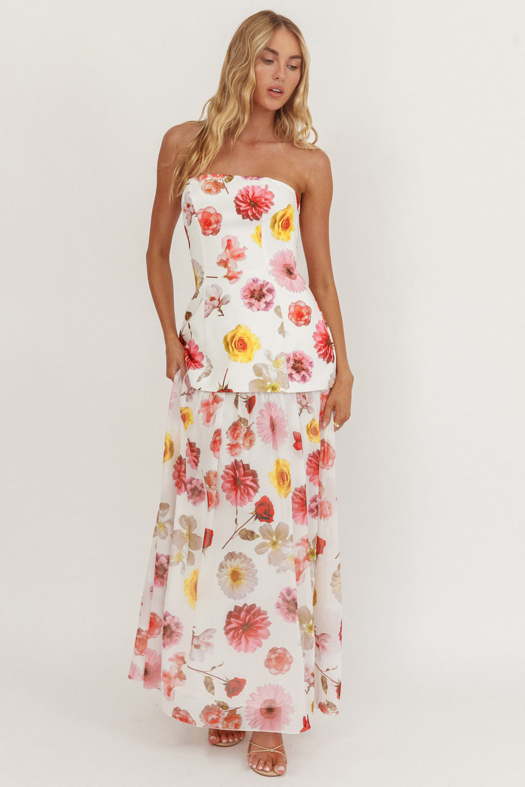 floral flowy dress Wilma Flowy Hem Strapless Maxi Dress Floral