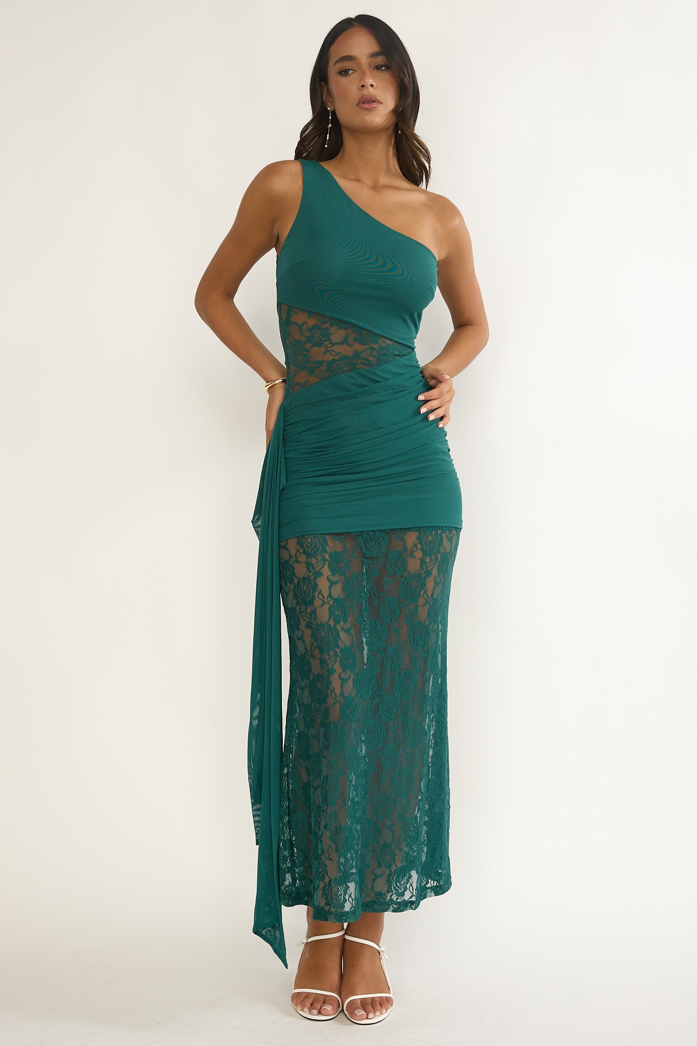 v cut lace wedding dress Lumi